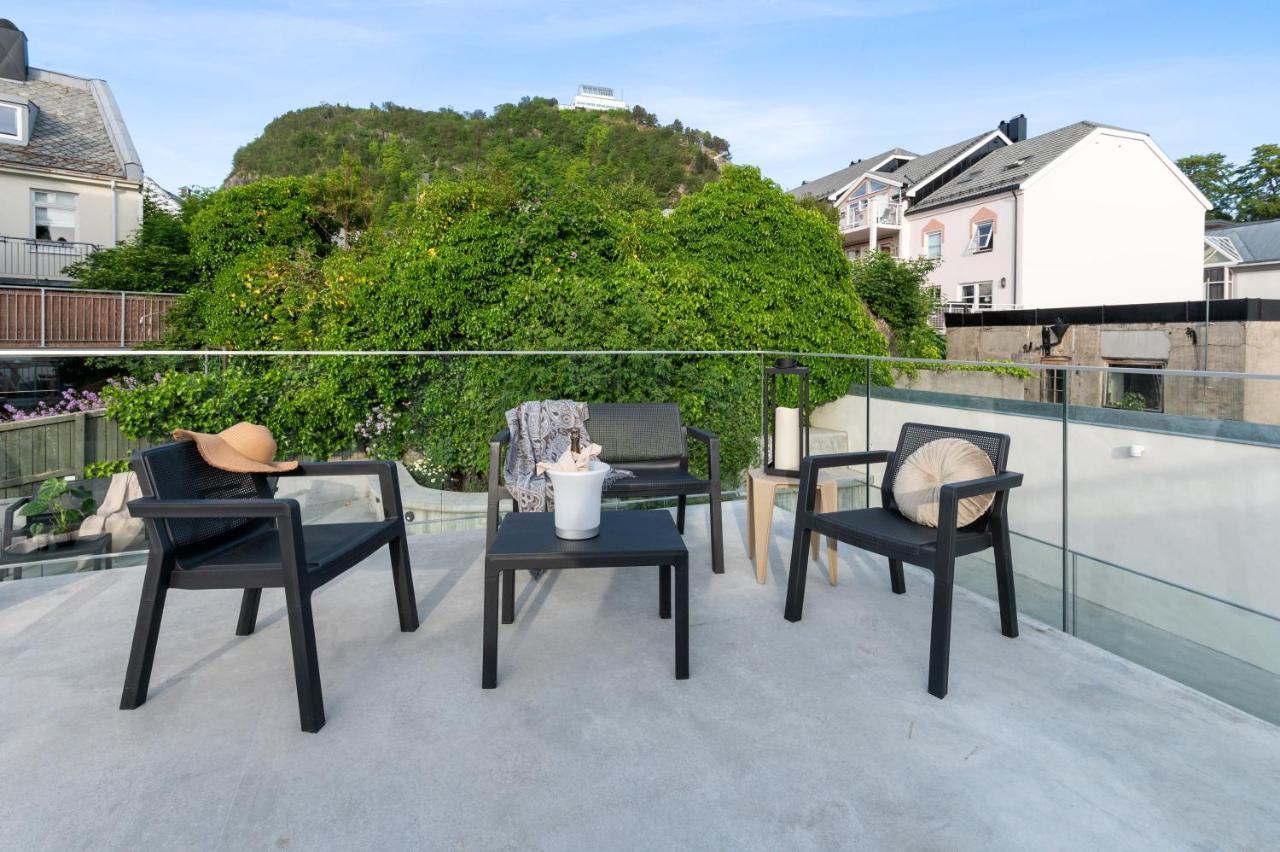 Aalesund City Apartment ภายนอก รูปภาพ